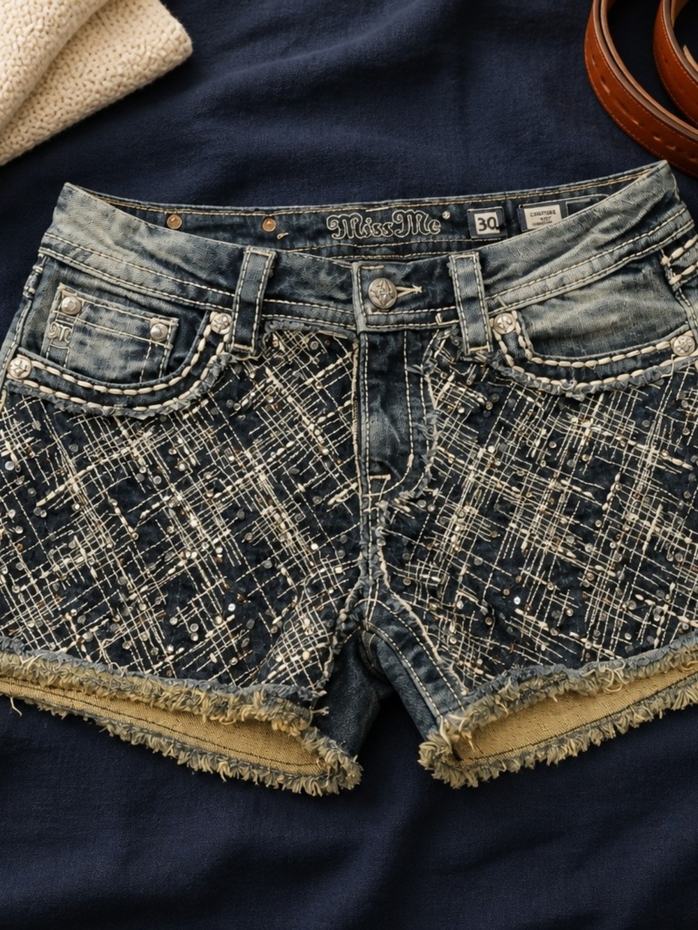 Miss Me Embellished Rhinestone Denim Shorts Women's Size 30 Frayed Hem Y2K